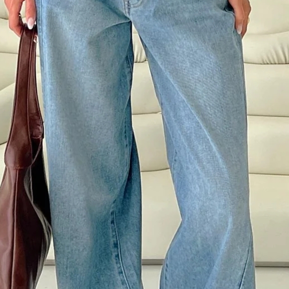 Classic Blue Wide-Leg Women Jeans - Picture 8 of 16
